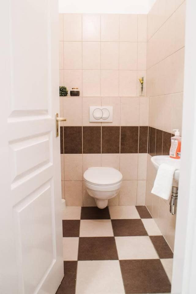 Very Central Spacious Ac Apartment Budapest Extérieur photo